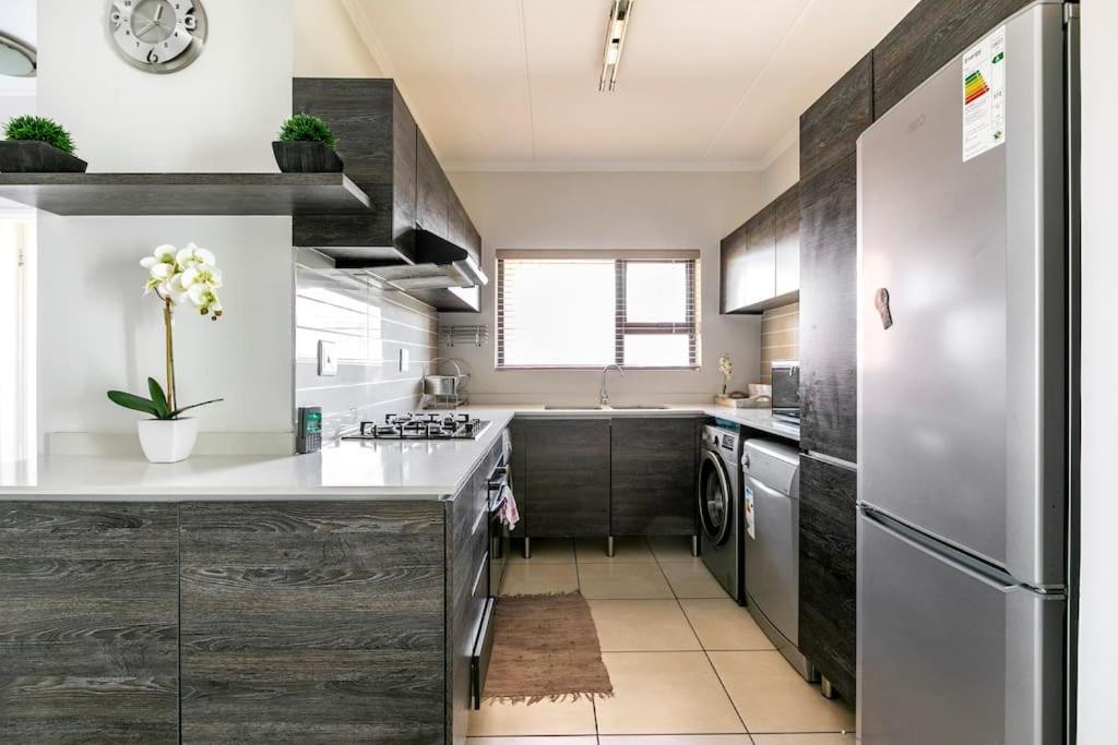 Apartment Away From *