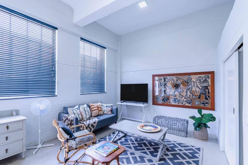 Modern 1 Bedroom In Braamfontein Werf Apartment *