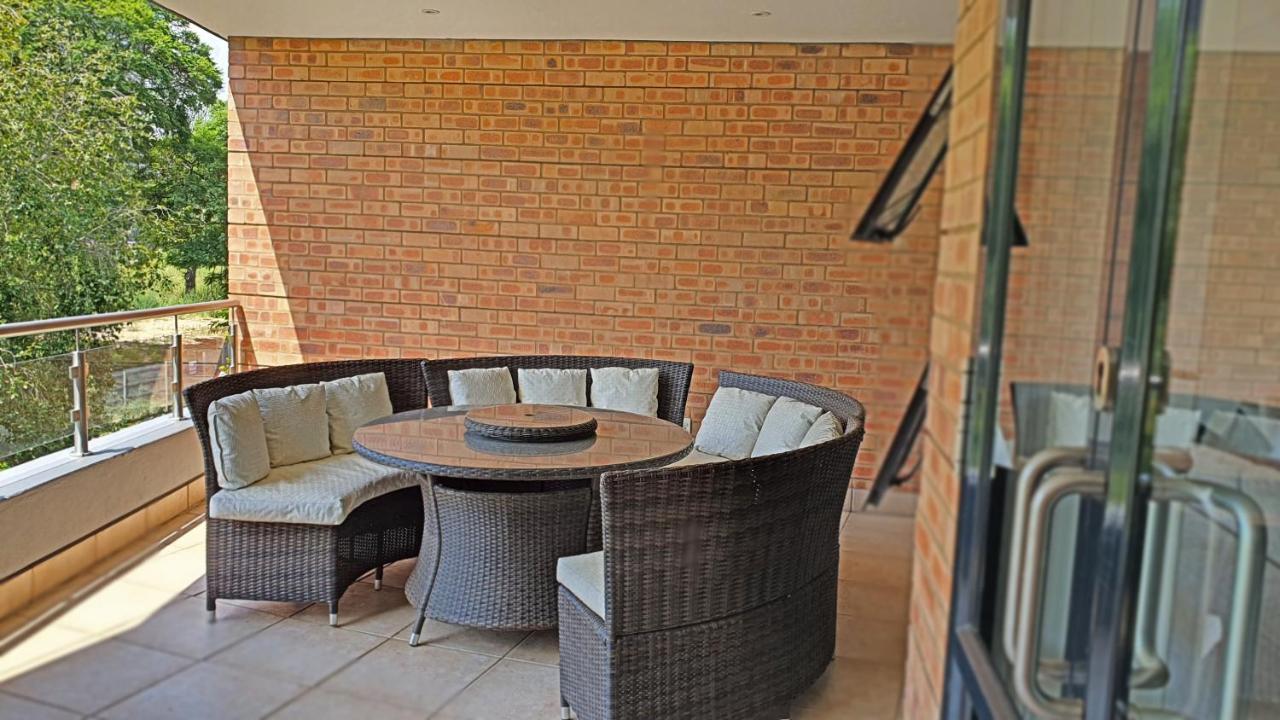 Zuri Residences At Degrees