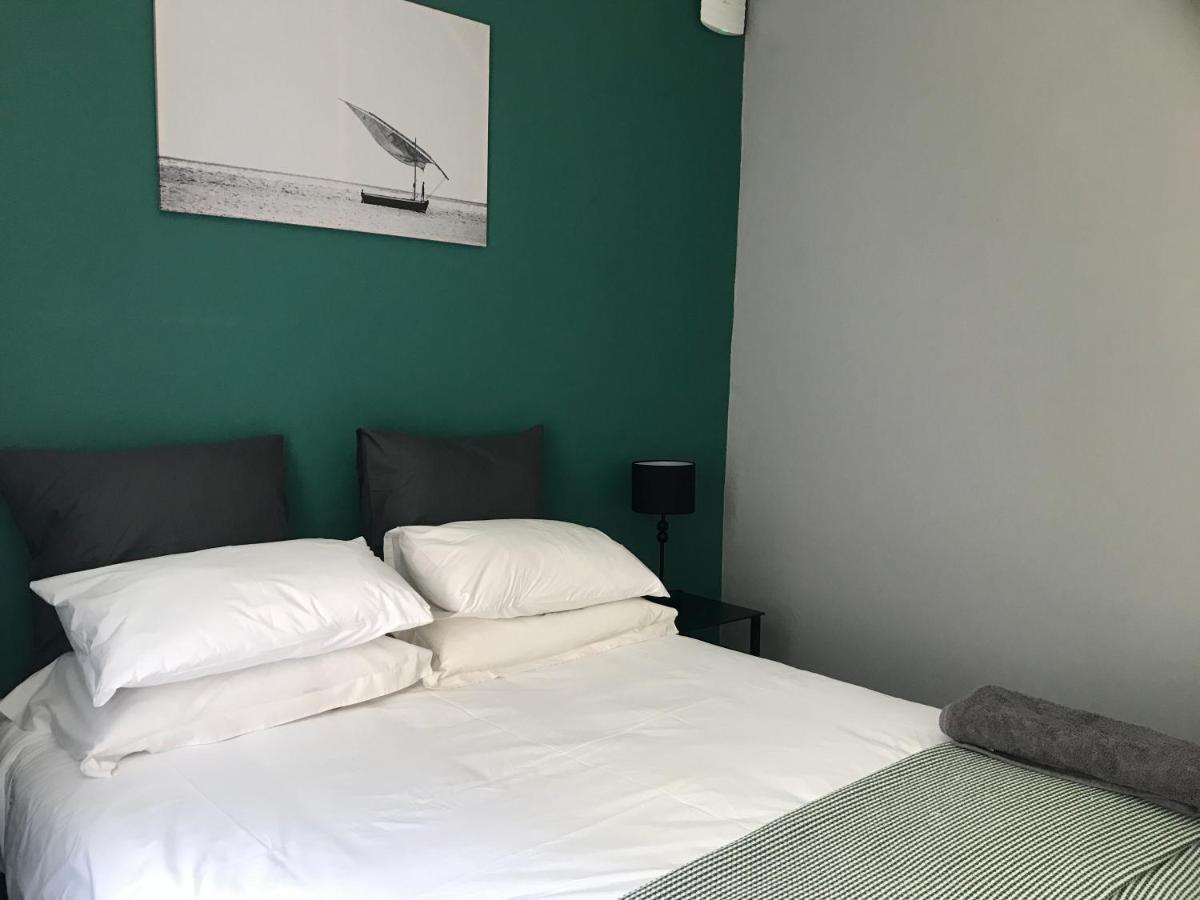 Aluve Ở trọ Johannesburg