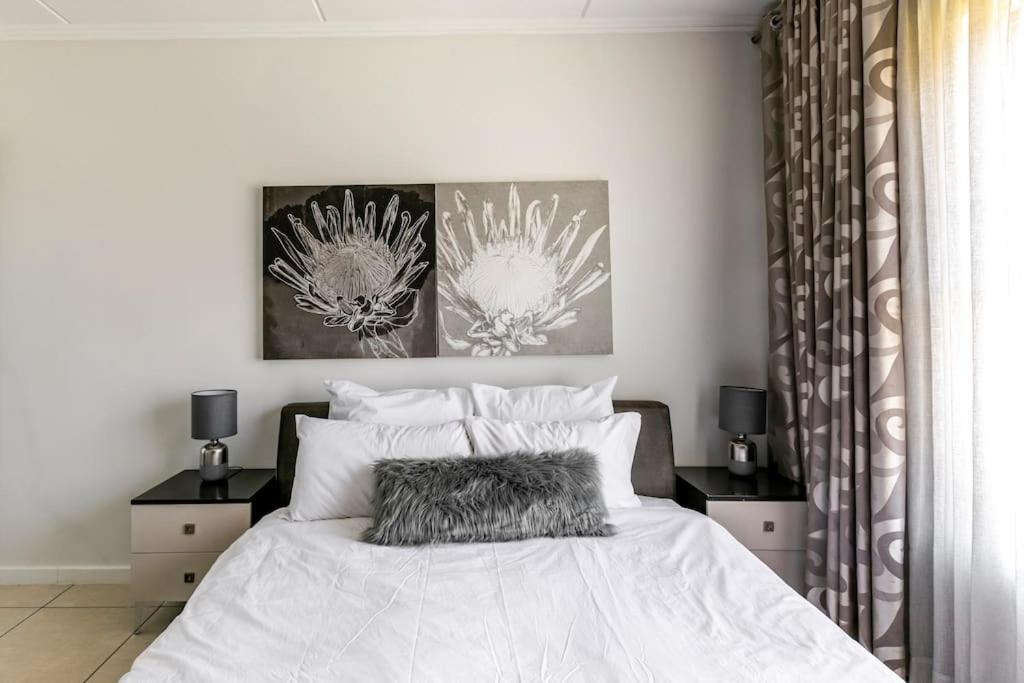Apartment Away From *