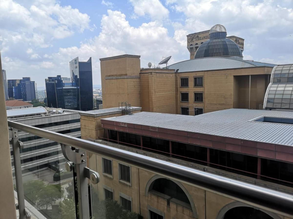 At Michelangelo Towers Apartment