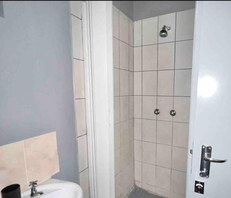 Apartment Cosy Next To Maboneng Johannesburg