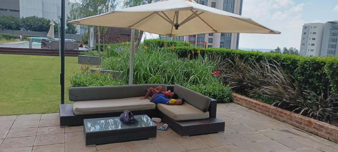 Mystay Sandton Căn hộ Johannesburg