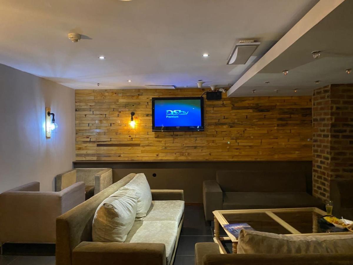 Mapungubwe Marshalltown Hotel 2*