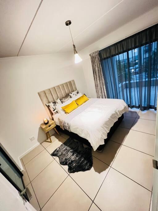 Perfect Haven-1min Dainfern Square
