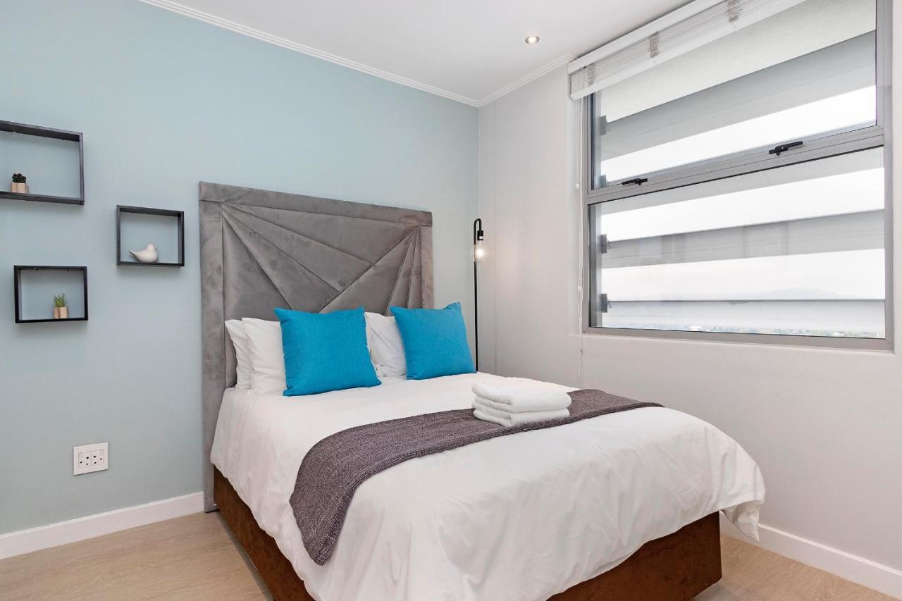 Apex Serviced Apartment *