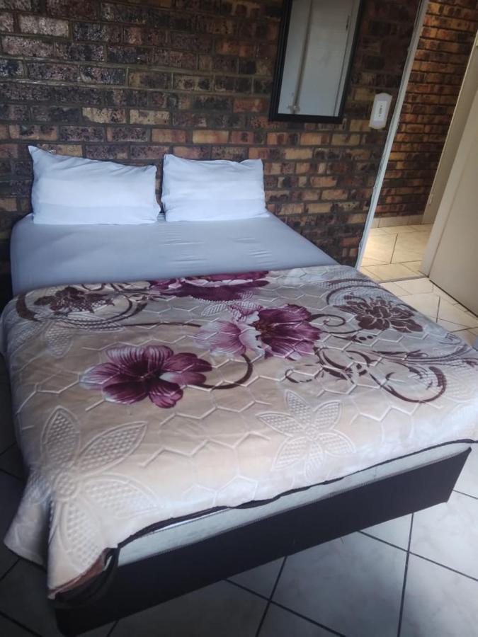 497 Orient Guest house *