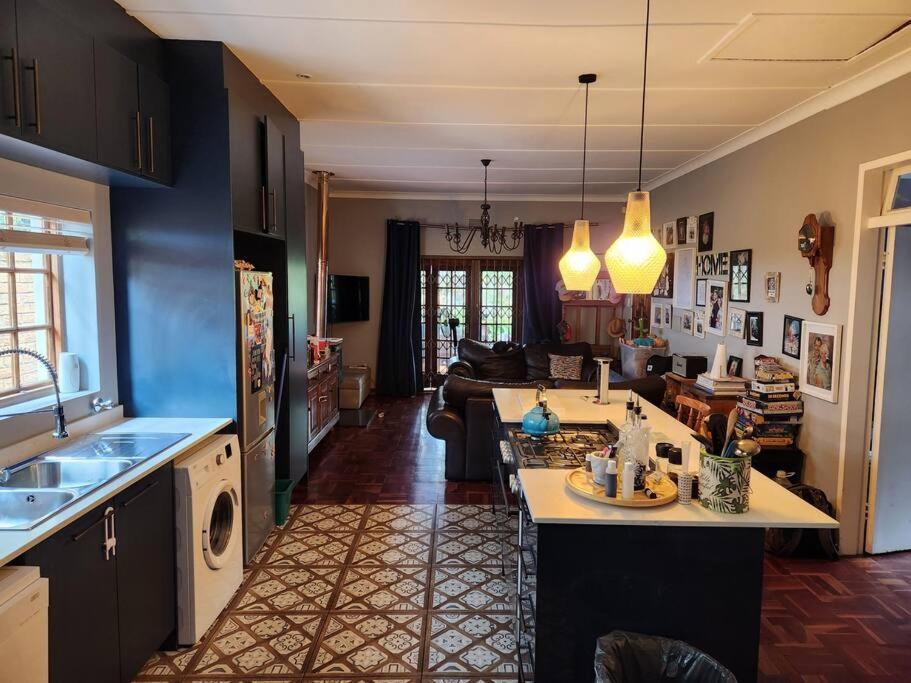 Holiday home Melvilla House