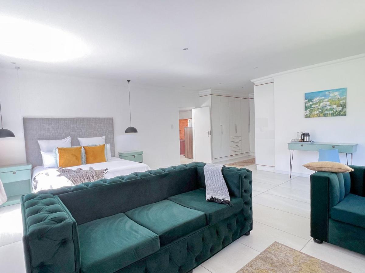 Ease Guest house *