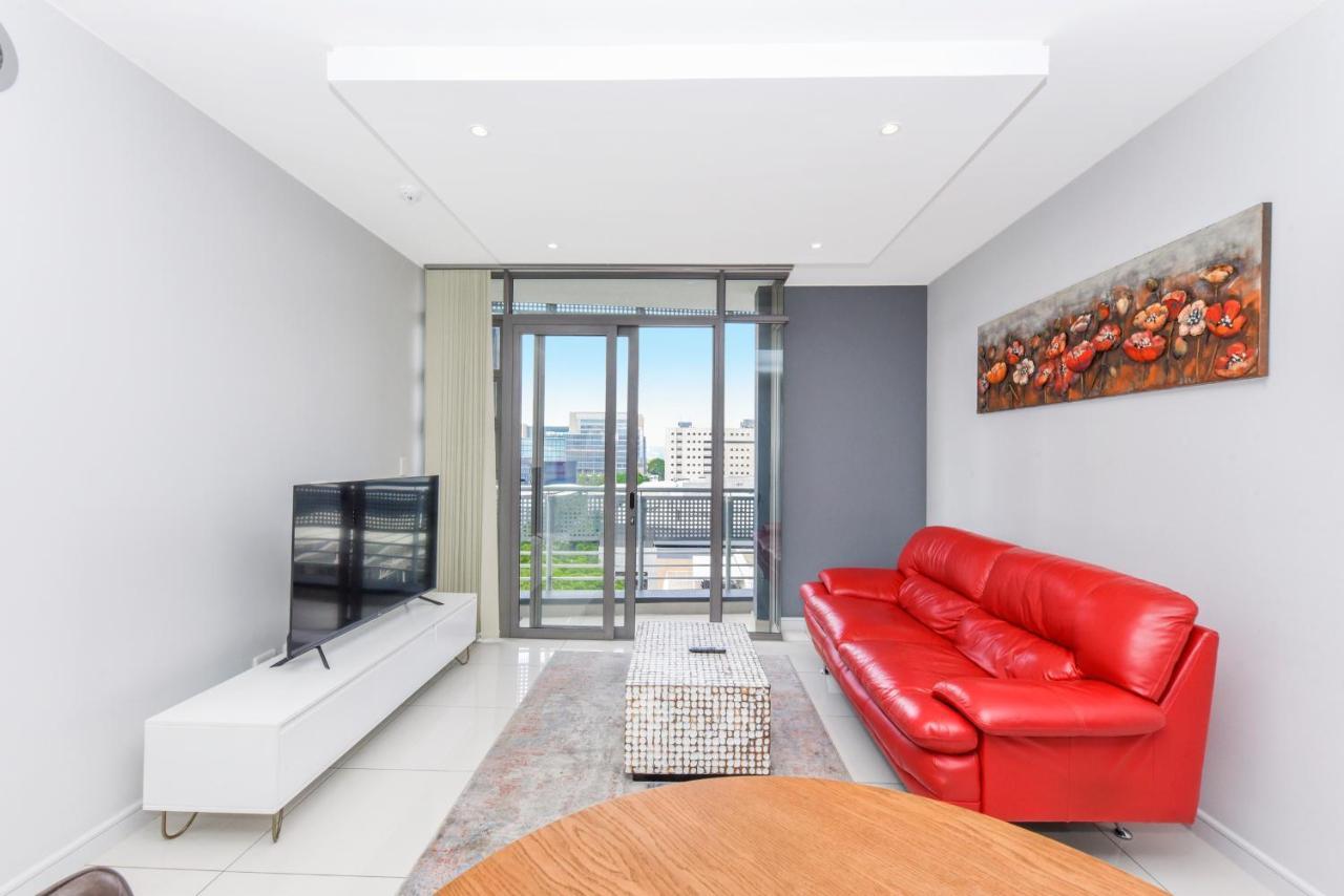 The Median Apartment