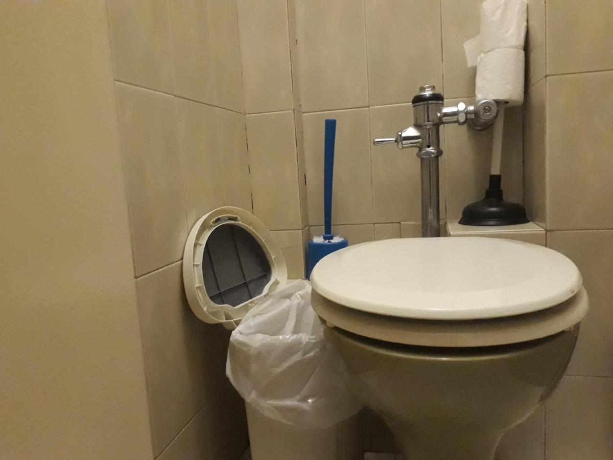 Rosch Inc Prop Rosebank * Johannesburg