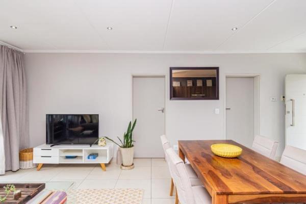Epic Lux 8-12 Apartment