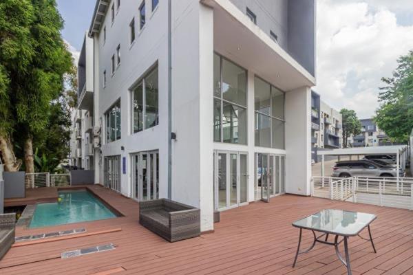 Epic Lux 8-12 Apartment Johannesburg