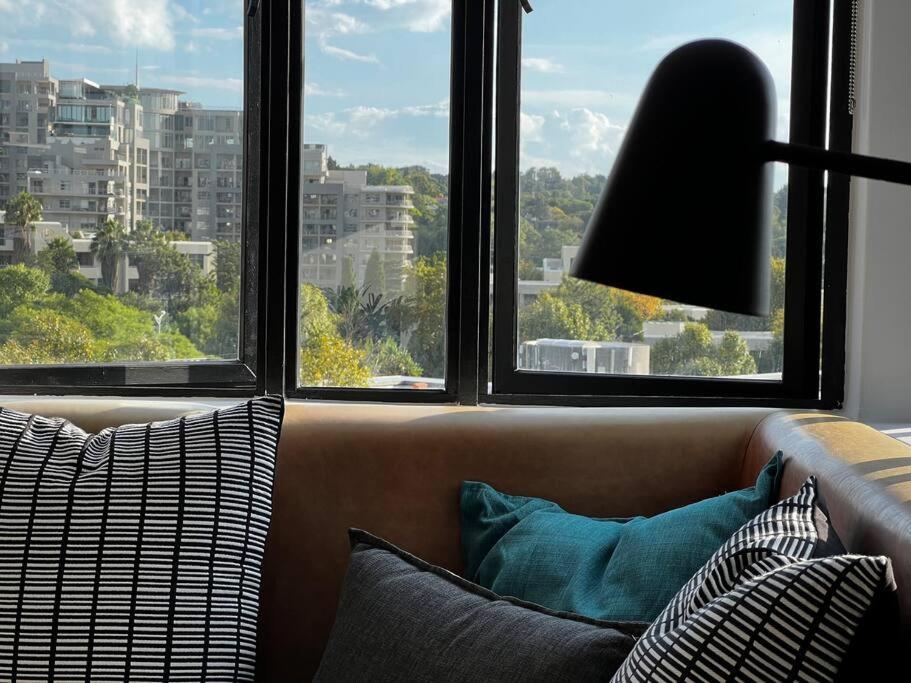 4023-stunning Views In Sandton Apartment Johannesburg
