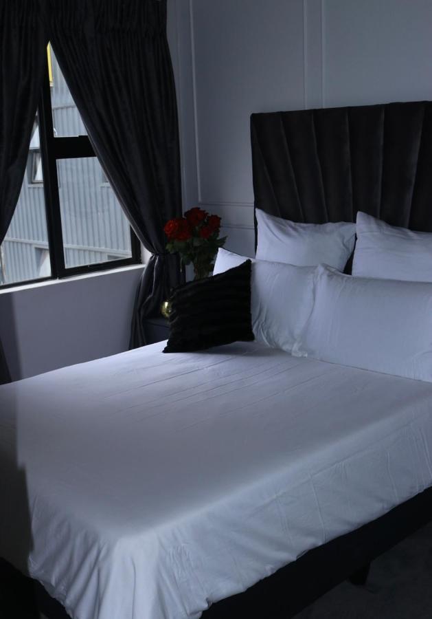 Little Heaven * Johannesburg