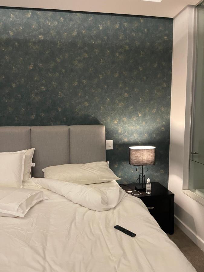 Sandton Skye Premium 515 * Johannesburg