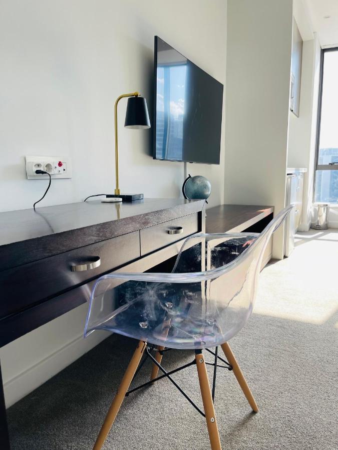 Sandton Skye Premium 515 Apartment *