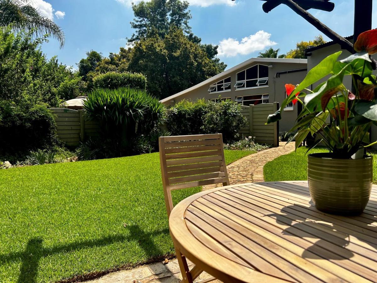 Beautiful In Bryanston Apartment Johannesburg