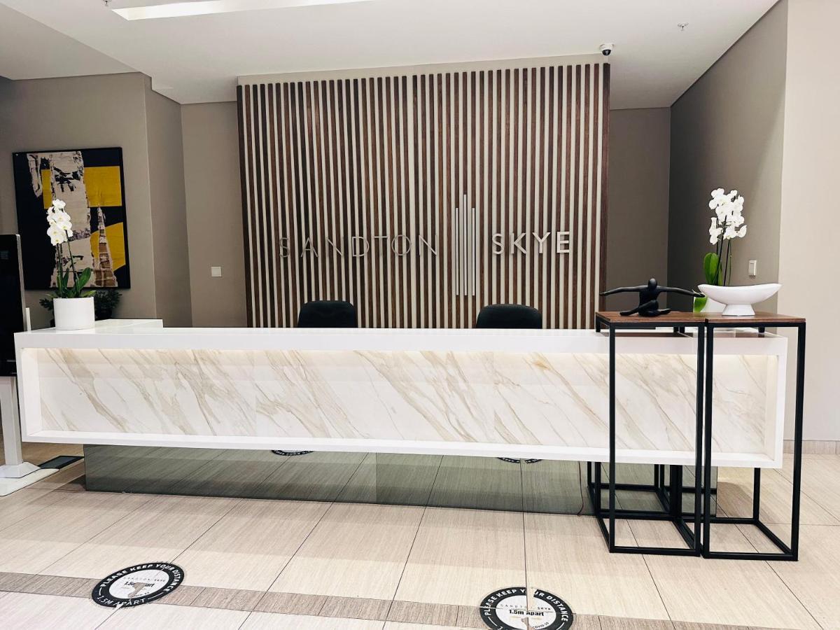Sandton Skye Premium 515 *