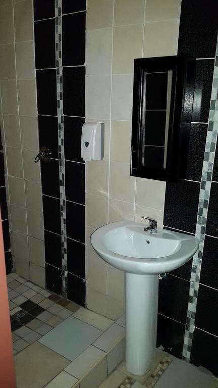 Monarchy Guest house 2*