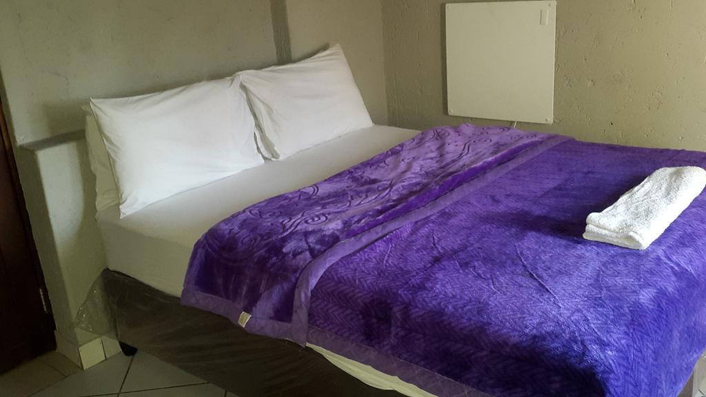Monarchy Guest house 2*