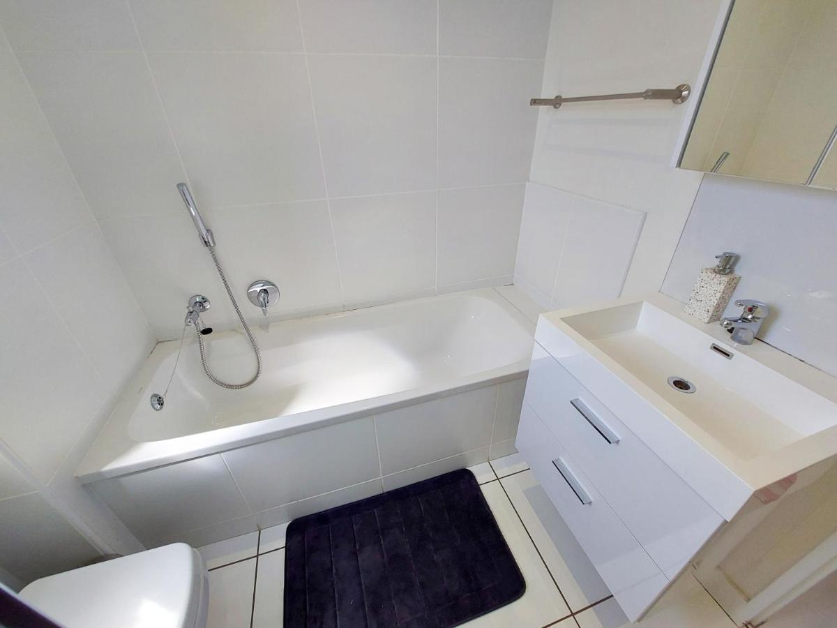 Ventura Haus Apartamento Joanesburgo