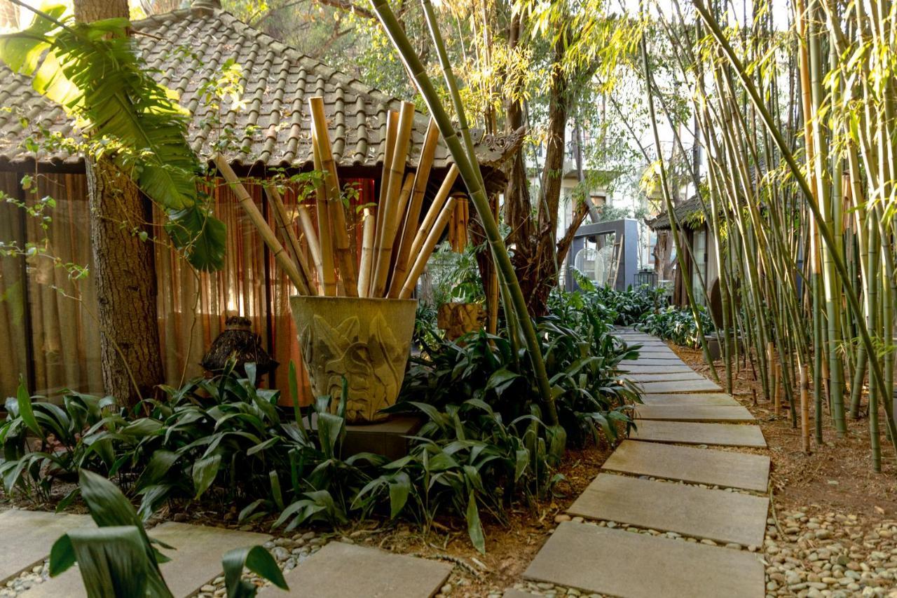 Fairlawns Boutique & 5*