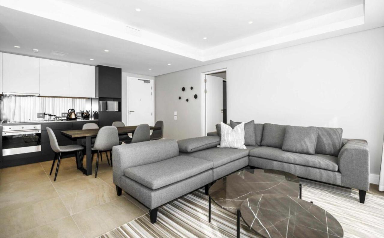 Remarkable 2-bed In Apartamento Joanesburgo