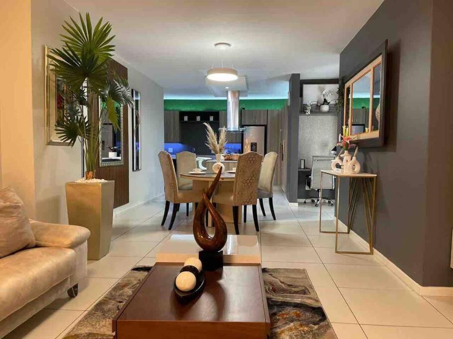 D&dluxury Rivonia With Inverter Apartamento *