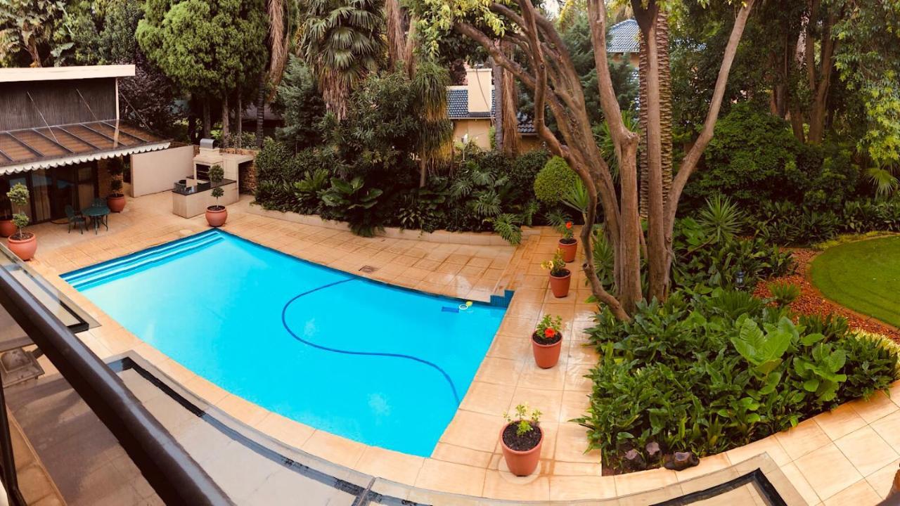27a On Angus 4* Johannesburg