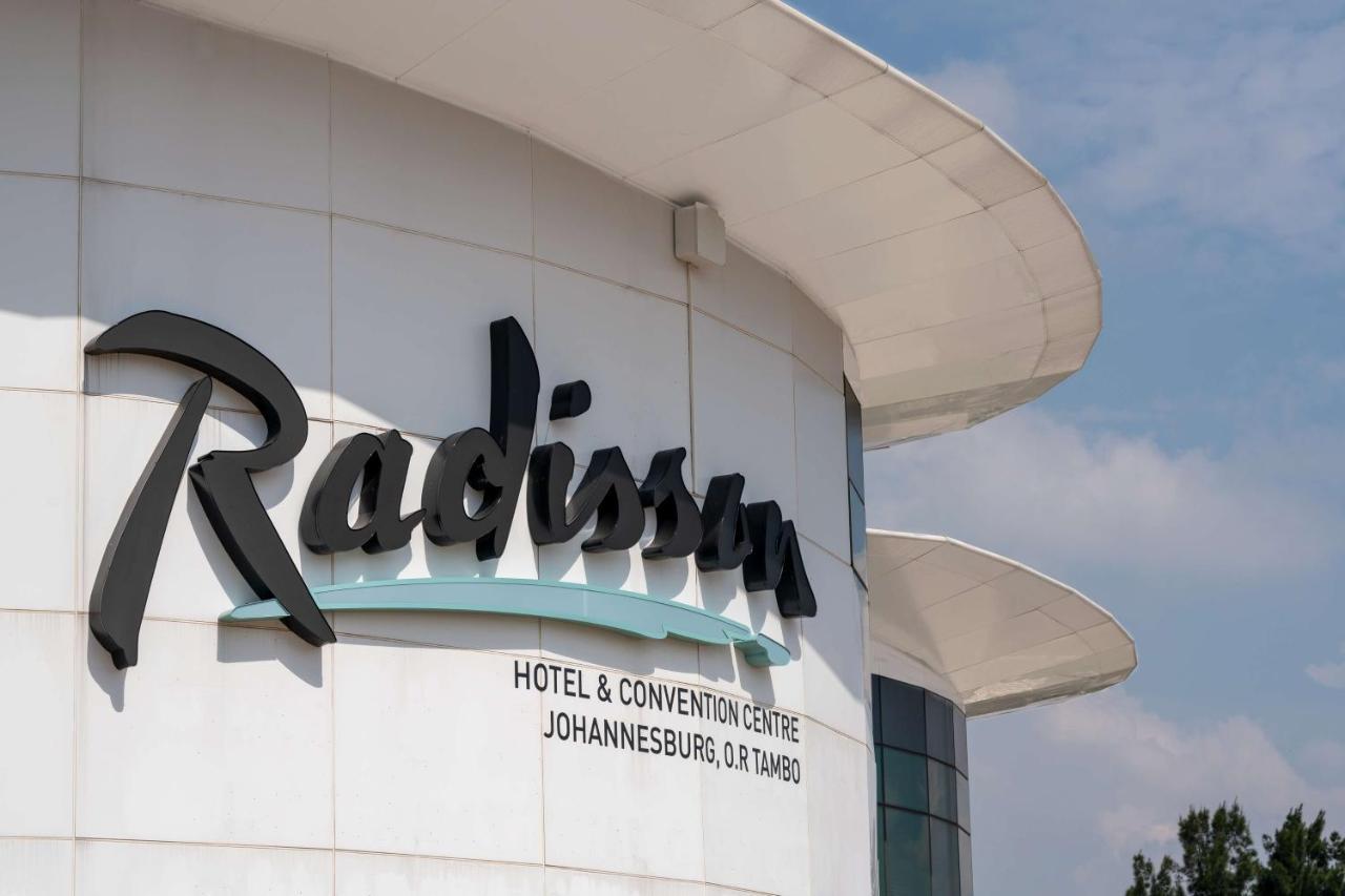 Radisson And Convention Centre Or Tambo Airport 2*