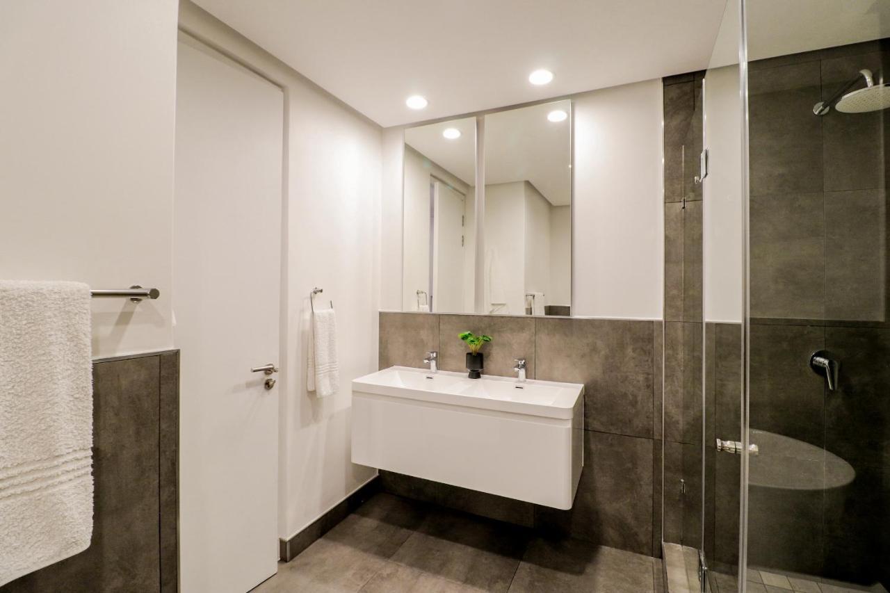 Apartment Reserved Illovo Johannesburg