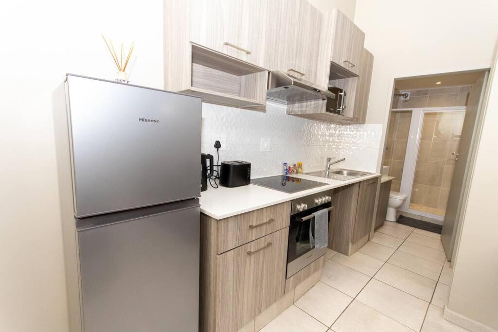 Căn hộ Luxury, Location, & Convenience. Johannesburg