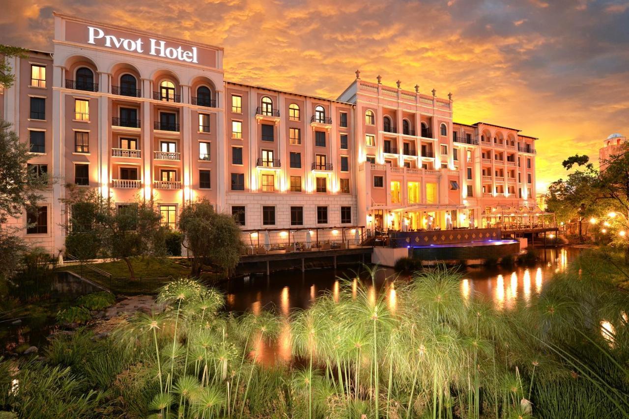 Pivot Montecasino Johannesburg