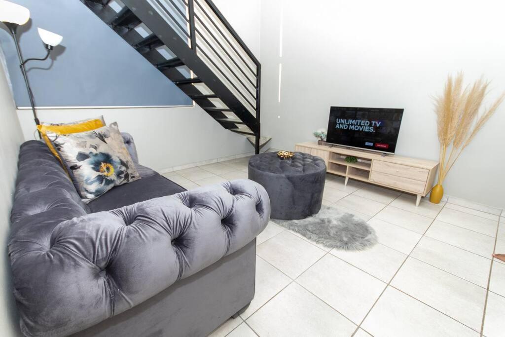Căn hộ Luxury, Location, & Convenience. Johannesburg
