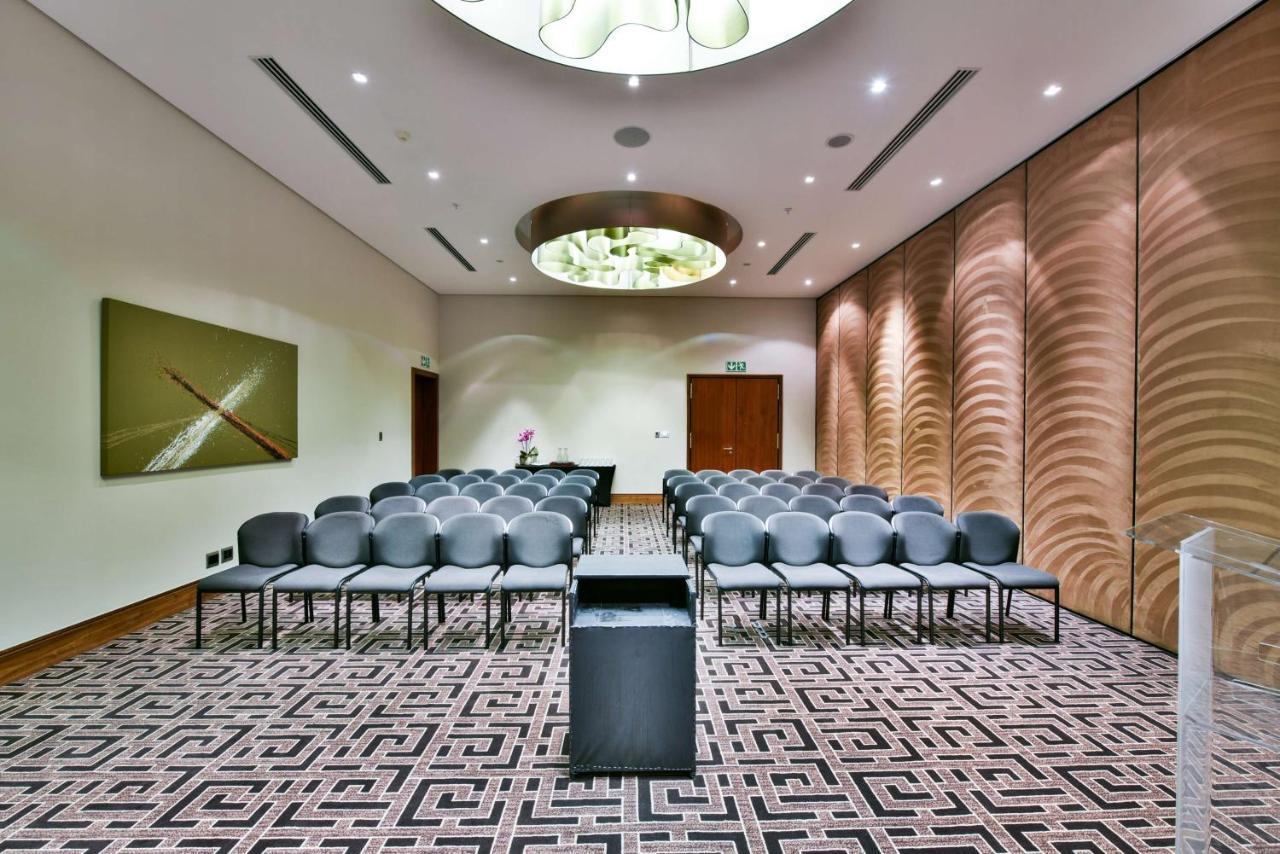 Radisson Blu Gautrain Hotel, Sandton
