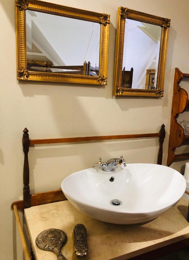 Houghton Estate Rosebank Homestay