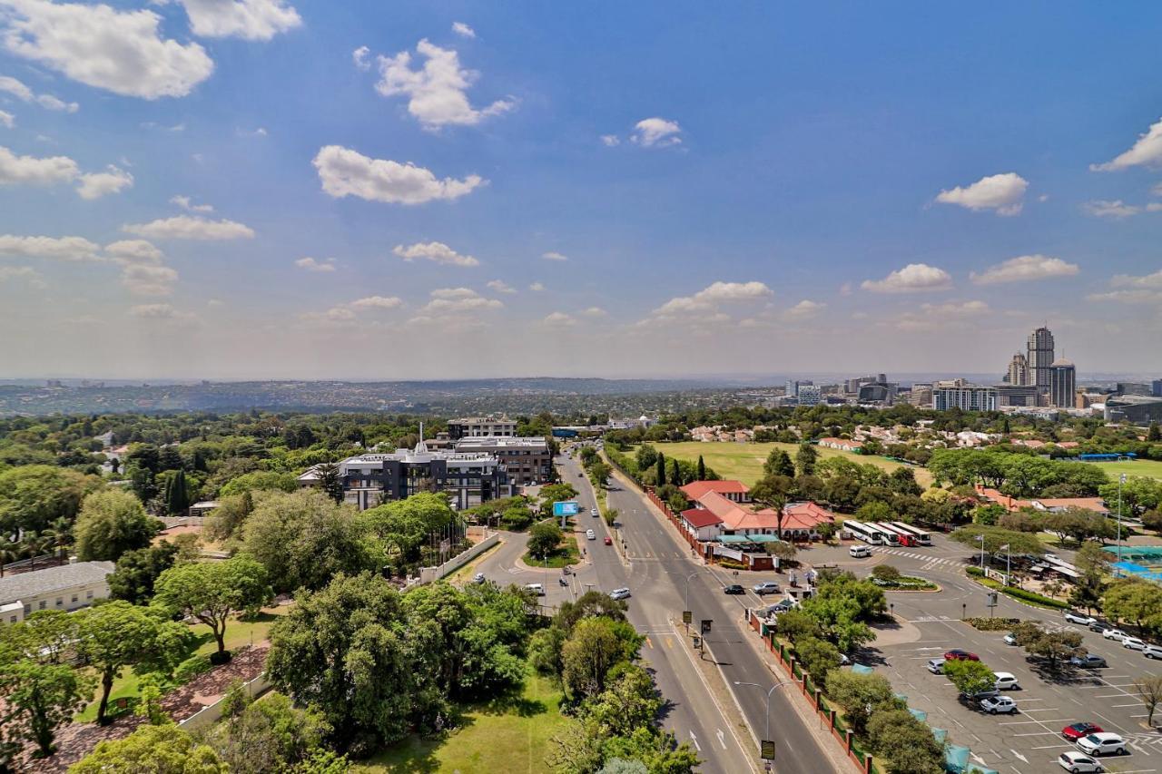 Reserved Illovo Apartment *