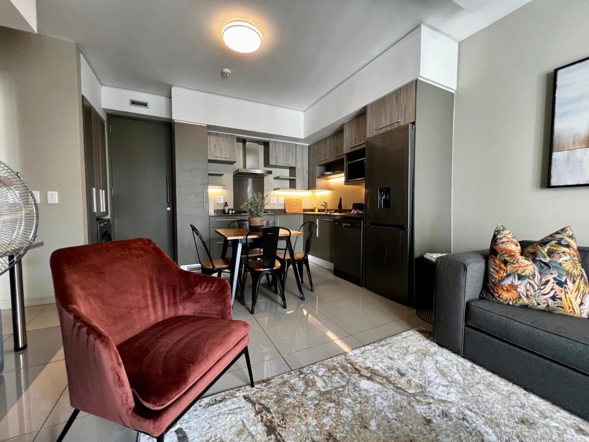 Apartment The Tyrwhitt Rosebank (adults Only) Johannesburg