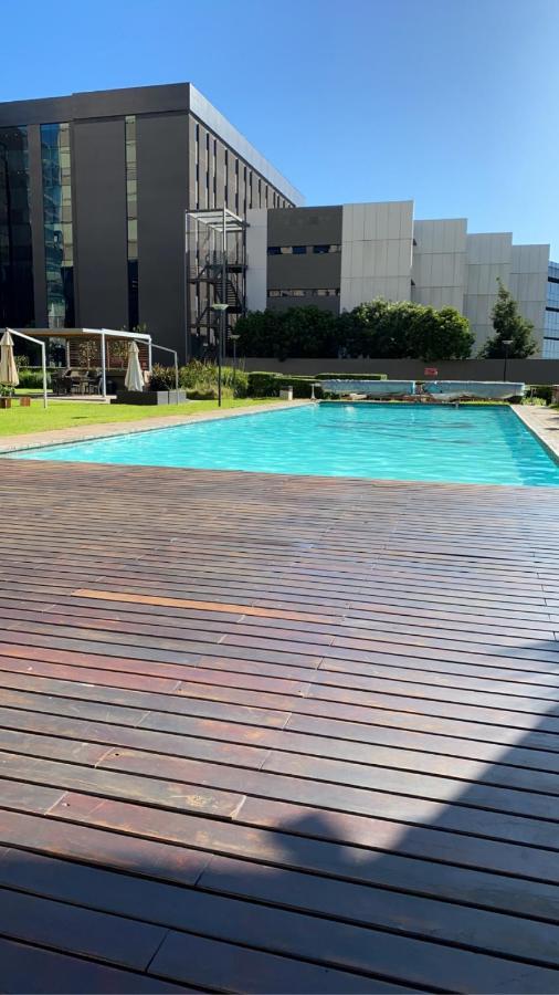 Sandton Views Apartamento