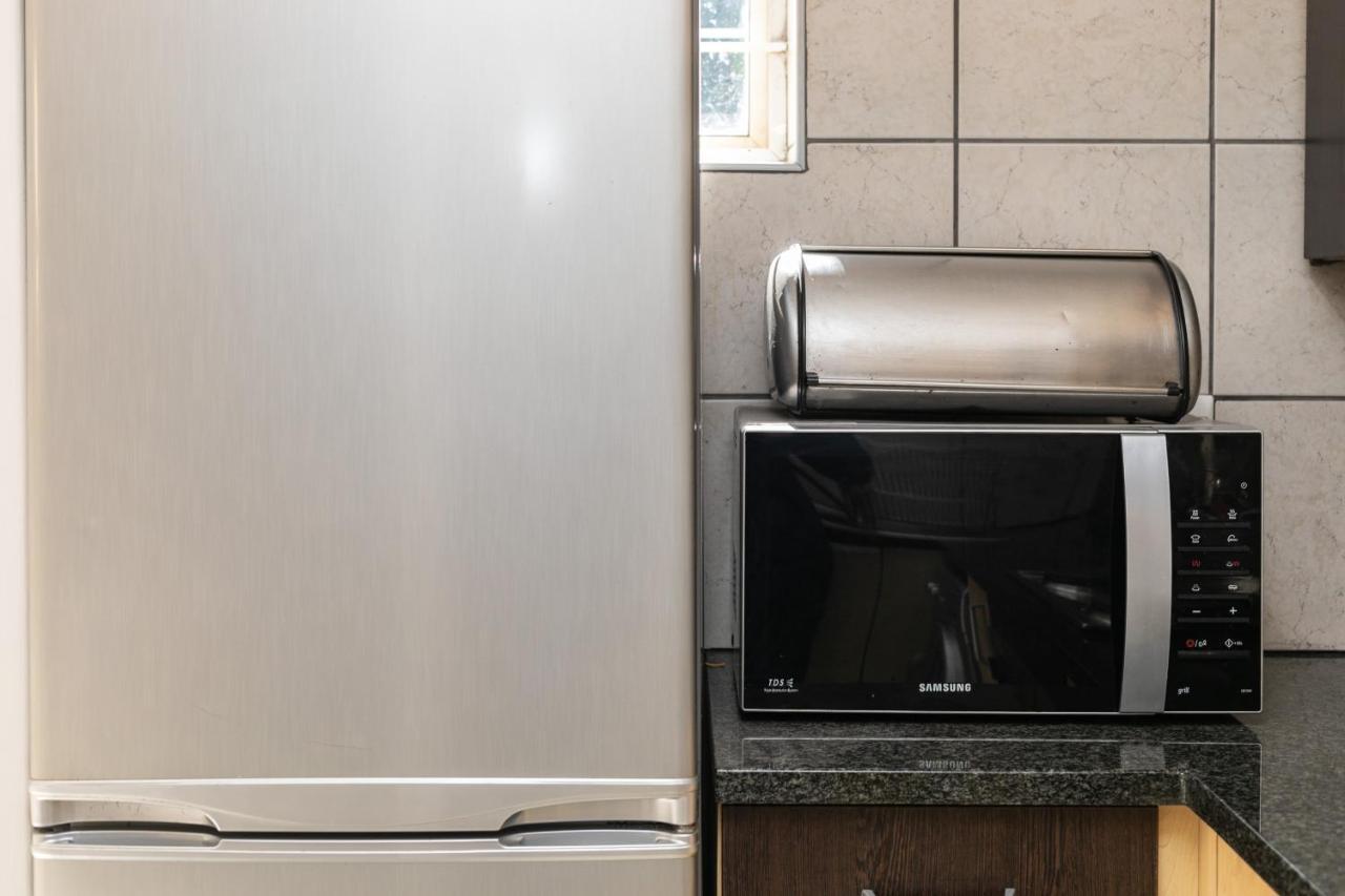 Apartment Rad Stays 28 Madison Palms *