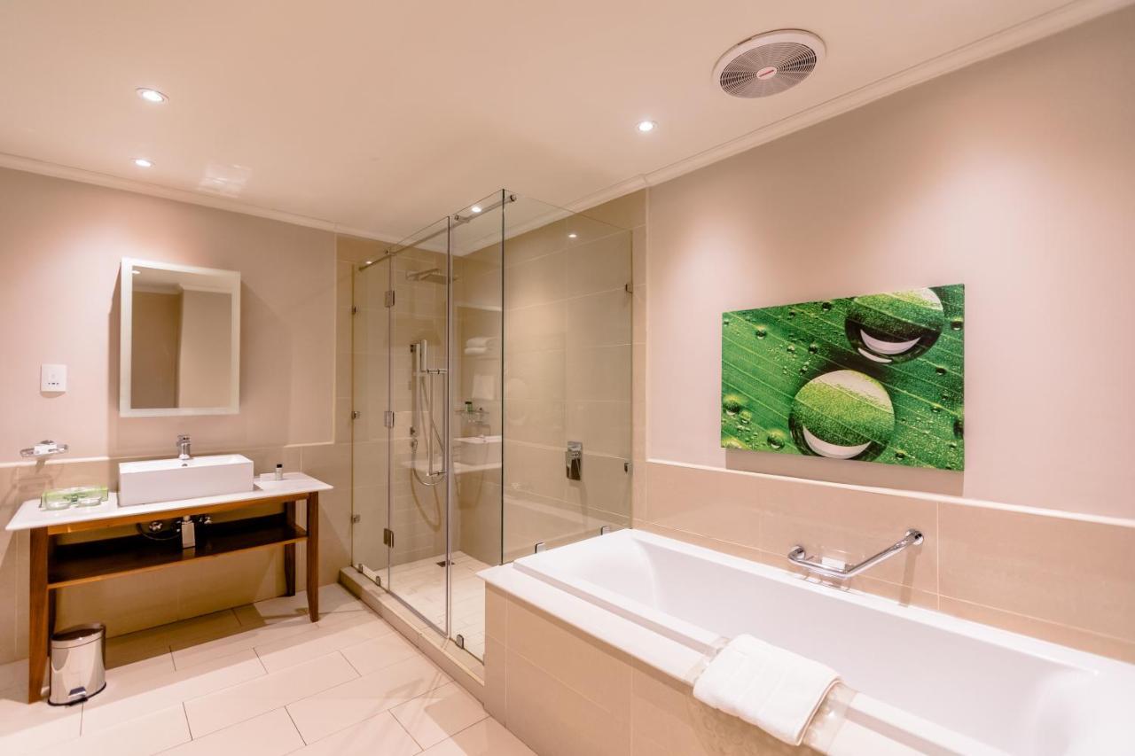 Gold Reef Theme Park Hotel 4*