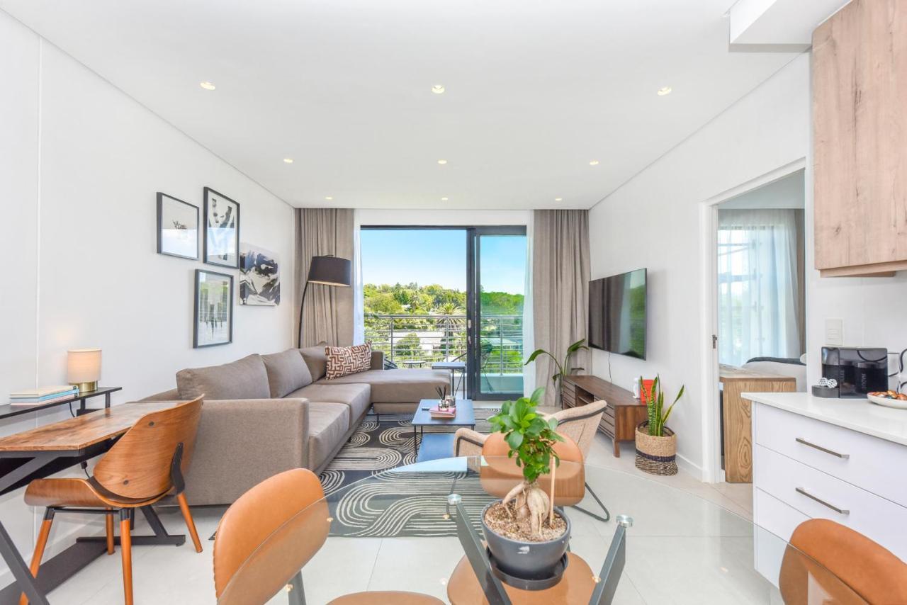 Sandton Gate Luxury Apartment Johannesburg