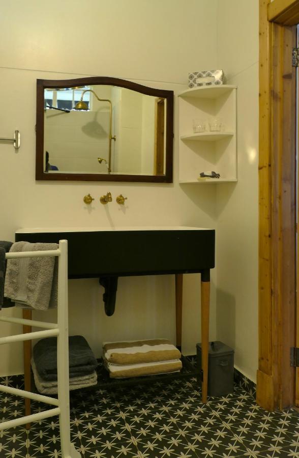 Fishbird Art Deco Guest house Johannesburg