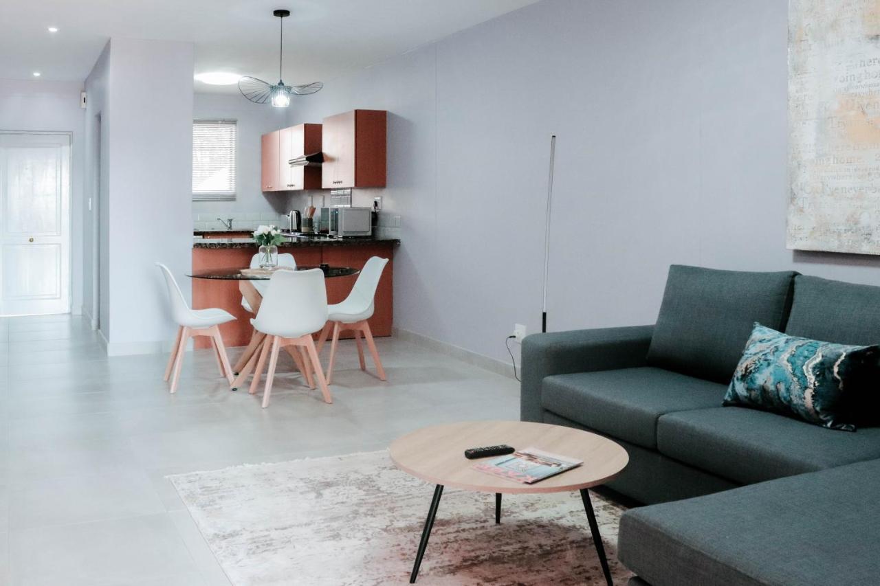 Apartment Kuboid Homes - Executive 2bed 2bath With Backup Inverter In Sandton Johannesburg