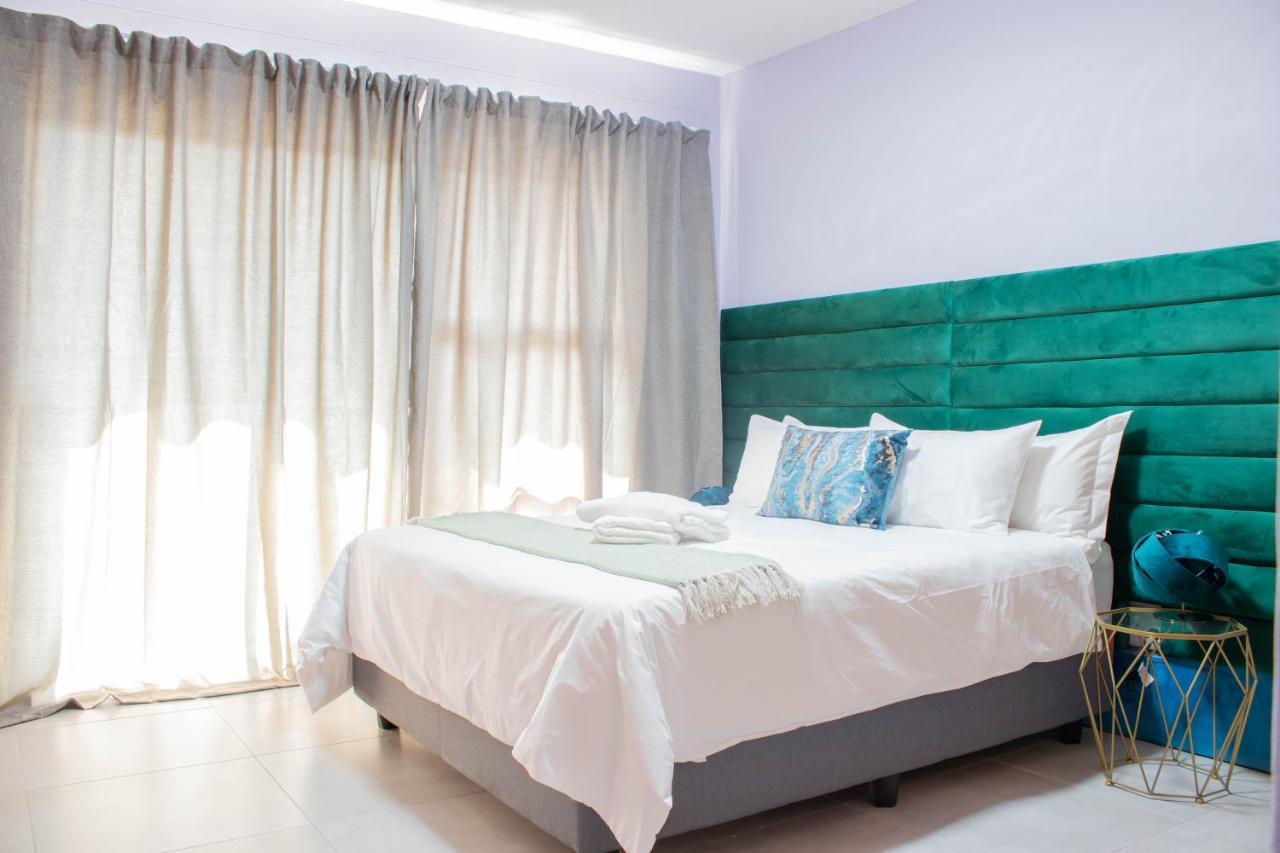 Kuboid Homes - Executive 2bed 2bath With Backup Inverter In Sandton * Johannesburg