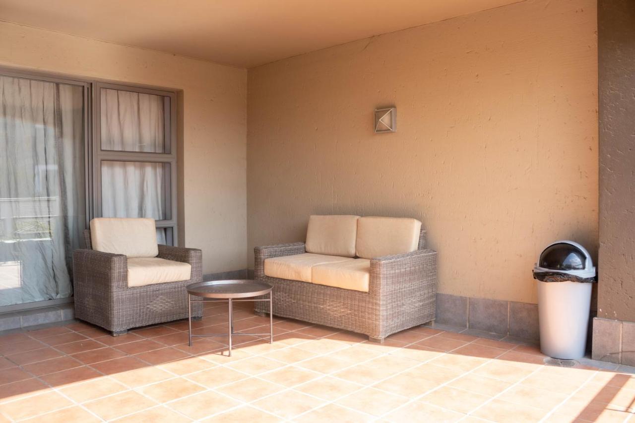 Kuboid Homes - Executive 2bed 2bath With Backup Inverter In Sandton Apartment *