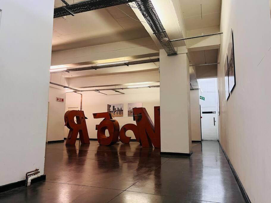 Apartment Maboneng Vision On Main Artistic