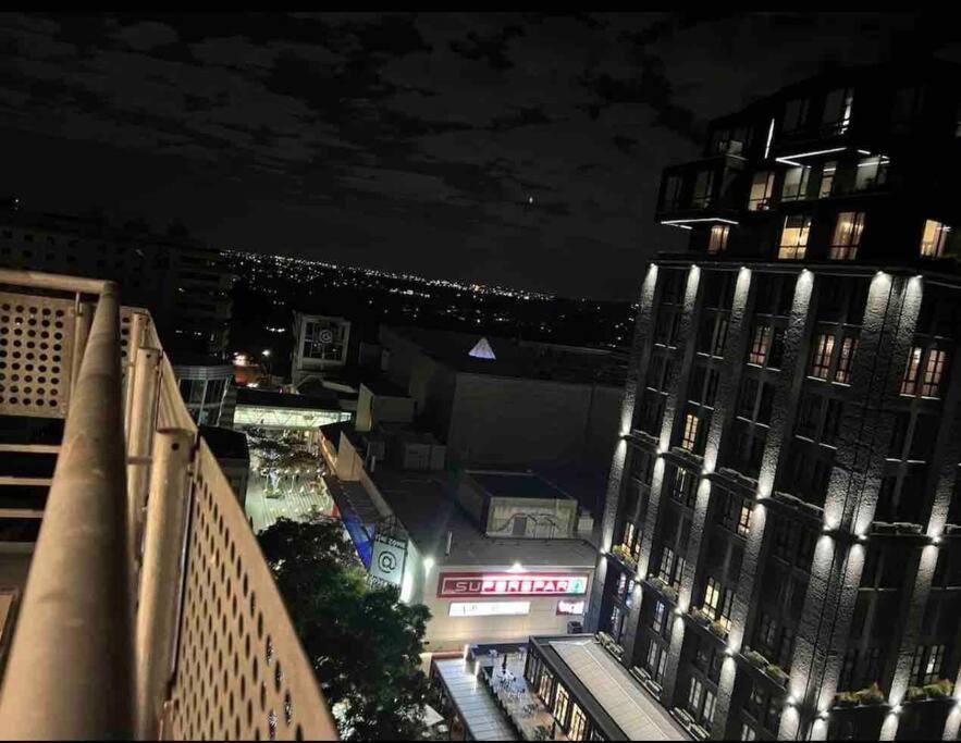 Apartamento Lovely And Cosy 2 Bedrooms Space In Rosebank